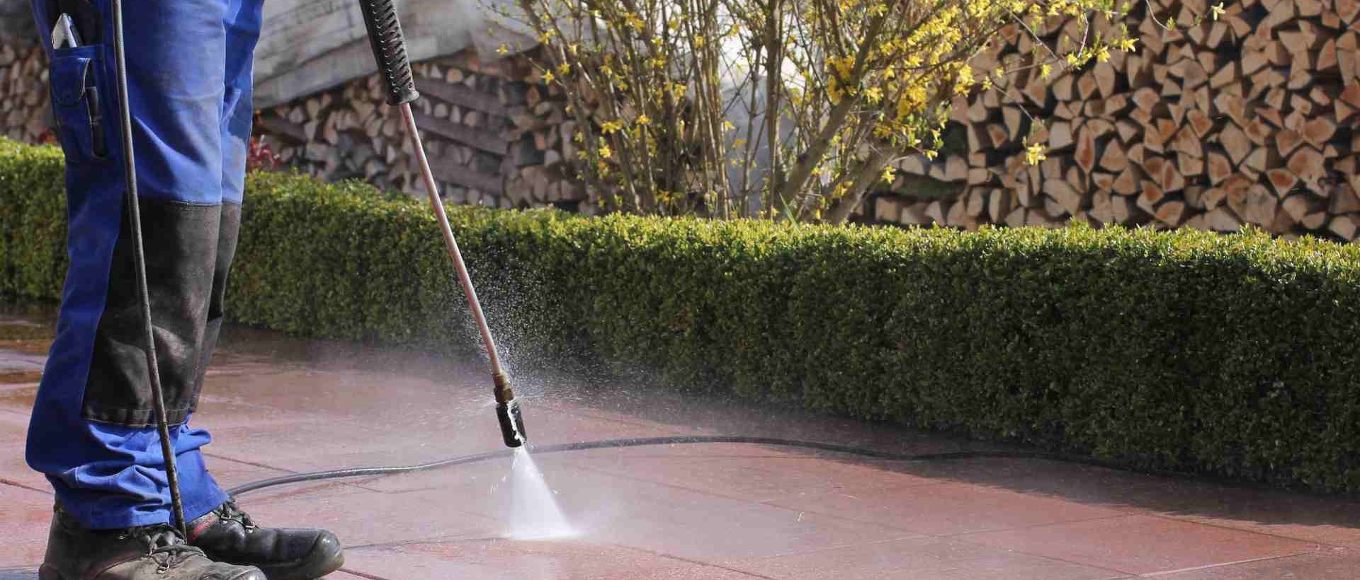 garden maintenance SW2